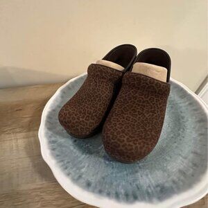 Size 36 ( 5.5-6 US) Dansko Women's Professional Clog-Slip on, All Day Comfort